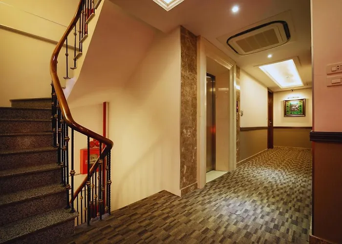 Hotel Emerald Waters Classy