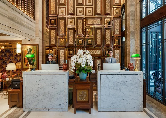 Central hotel: Peridot Gallery Classic Hotel